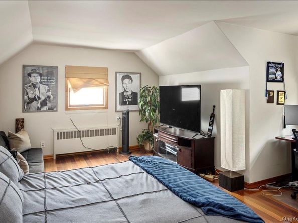 504 Saddle Ridge Road, Woodmere NY 11598
