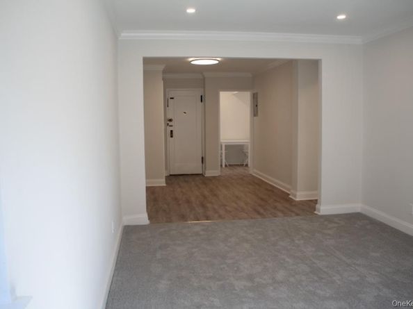61 White Oak 4B, New Rochelle NY 10801