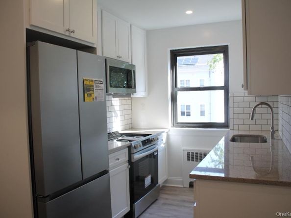 61 White Oak 4B, New Rochelle NY 10801