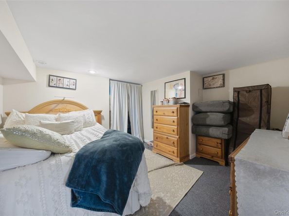 139 Forrest Avenue, Shirley NY 11967
