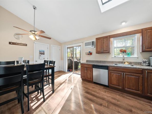 139 Forrest Avenue, Shirley NY 11967
