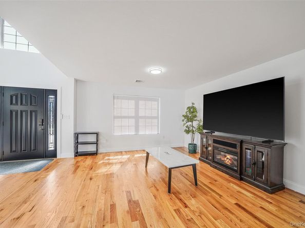 41 Eldridge Avenue, Hempstead NY 11550