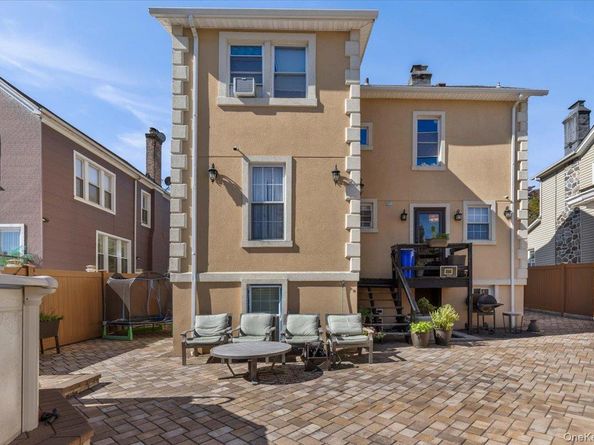 605 S 6th Avenue, Mount Vernon NY 10550