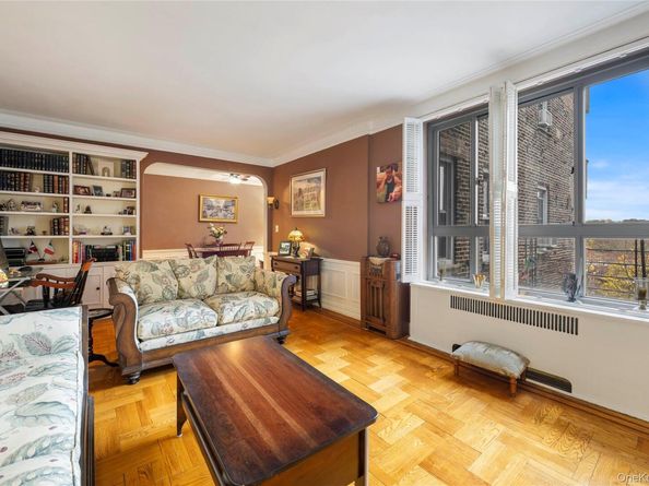 4445 Post Road 7E, Bronx NY 10471