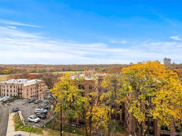 4445 Post Road 7E, Bronx NY 10471