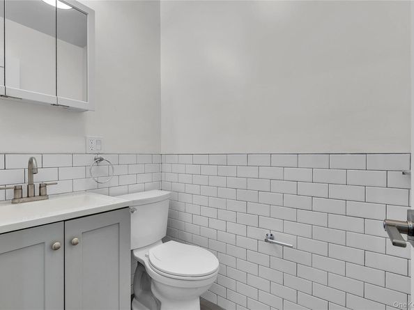 2709 Tenbroeck Avenue, Bronx NY 10469