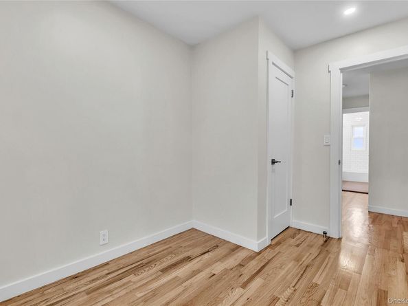 2709 Tenbroeck Avenue, Bronx NY 10469