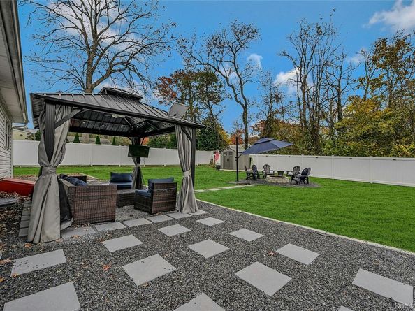 425 Blue Point Road, Farmingville NY 11738