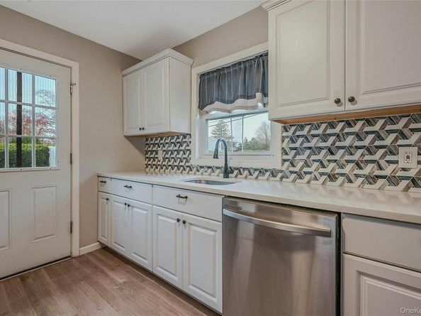 425 Blue Point Road, Farmingville NY 11738