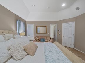 9 Paddock Lane, Medford NY 11763