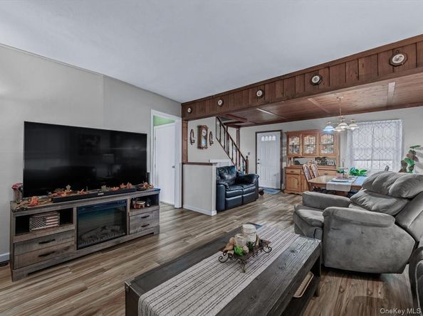 140 Jerusalem Avenue, Levittown NY 11756