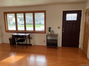 335 Alfred Street, North Babylon NY 11703