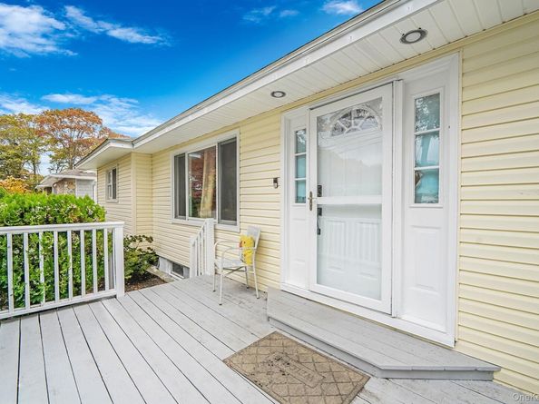 307 Jefferson Drive, Mastic Beach NY 11951