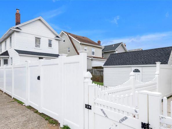 220-27 134th Road, Springfield Gardens NY 11413