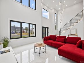 48 Martin Lane, Westbury NY 11590