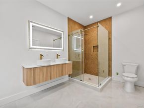 48 Martin Lane, Westbury NY 11590