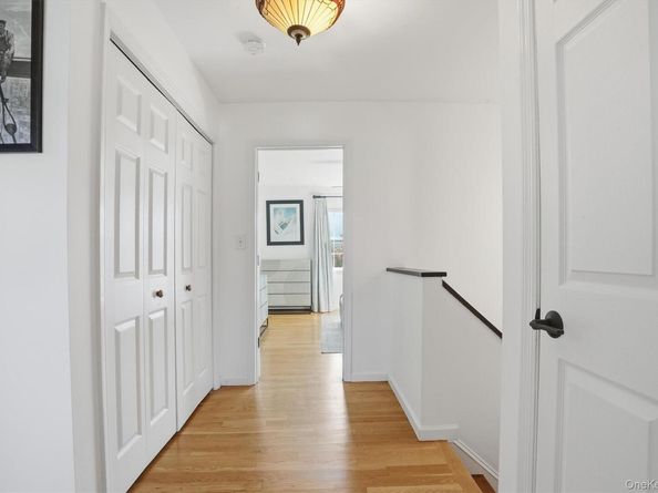 60 Herrels Circle, Melville NY 11747