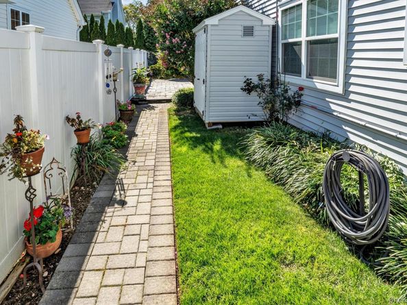 60 Herrels Circle, Melville NY 11747