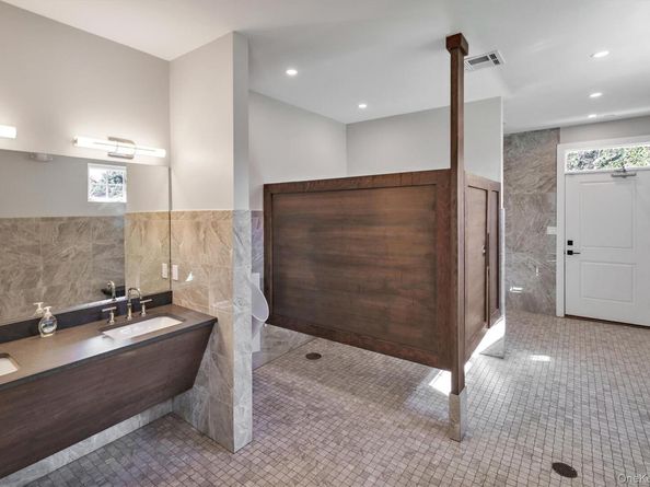 60 Herrels Circle, Melville NY 11747