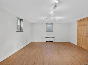 2247 mickle Avenue, Bronx NY 10469