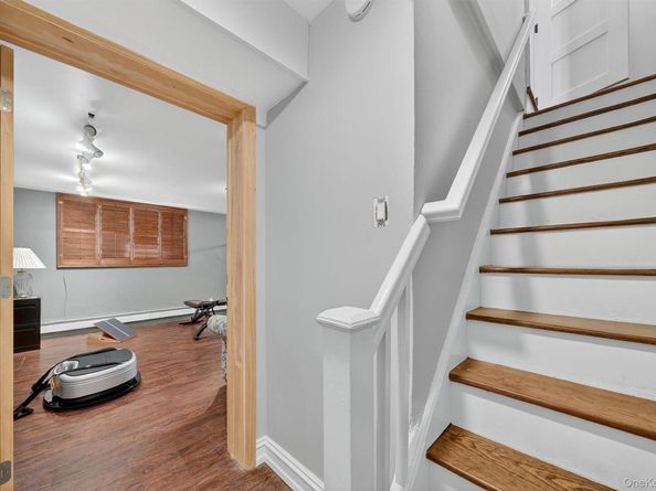 2247 mickle Avenue, Bronx NY 10469