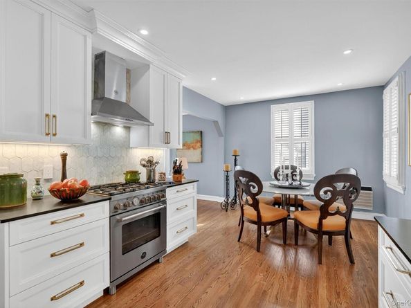 2247 mickle Avenue, Bronx NY 10469