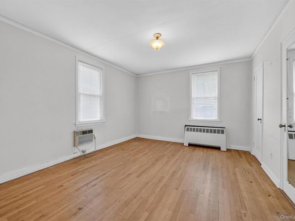 2247 mickle Avenue, Bronx NY 10469