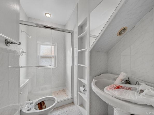 2247 mickle Avenue, Bronx NY 10469