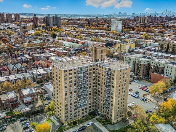 1966 Newbold Avenue 505, Bronx NY 10472