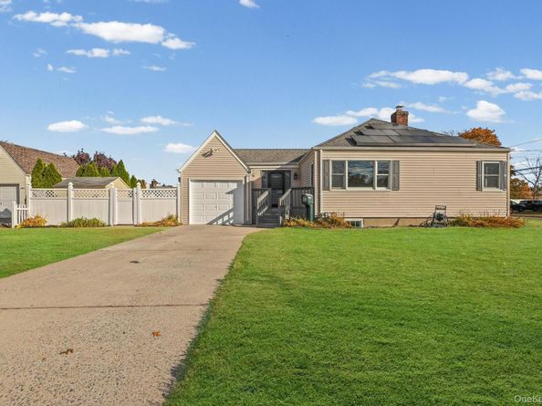 63 Cedar Avenue, Farmingdale NY 11735