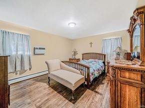 27 Kenwood Drive, Bohemia NY 11716