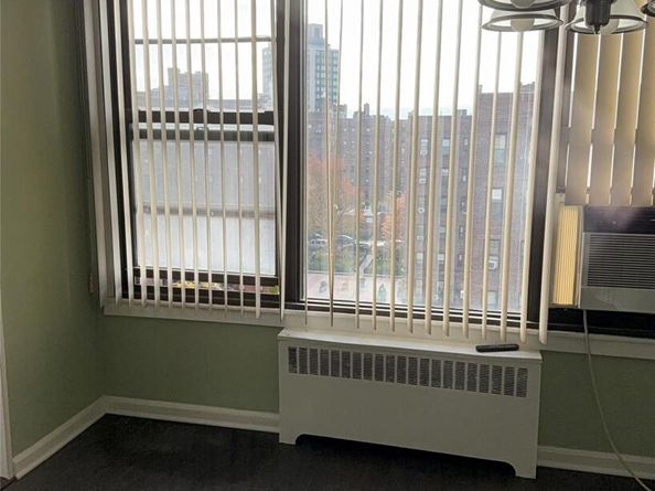 98-25 64th Road 7J, Rego Park NY 11374