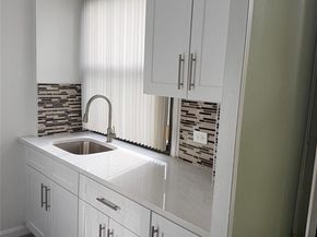 98-25 64th Road 7J, Rego Park NY 11374