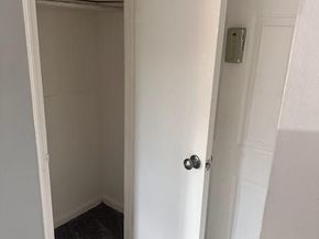 141 Edmunton Drive G18, North Babylon NY 11703