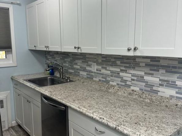 141 Edmunton Drive G18, North Babylon NY 11703