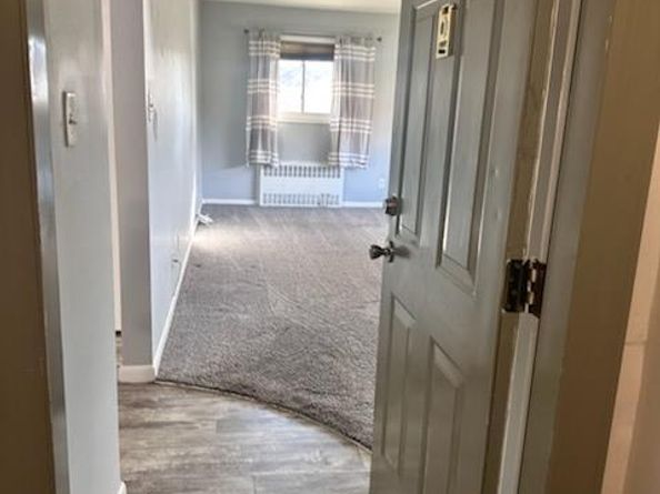 141 Edmunton Drive G18, North Babylon NY 11703