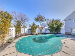 266 Thompson Avenue, Oceanside NY 11572