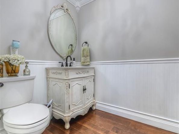 266 Thompson Avenue, Oceanside NY 11572