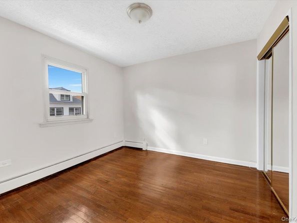 537A Ellsworth Avenue, Bronx NY 10465