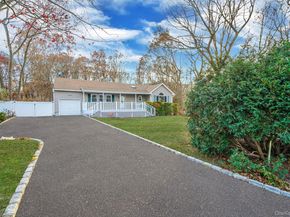 14 Clearview, Selden NY 11784