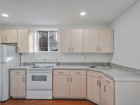 14 Clearview, Selden NY 11784