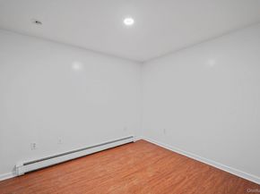 14 Clearview, Selden NY 11784