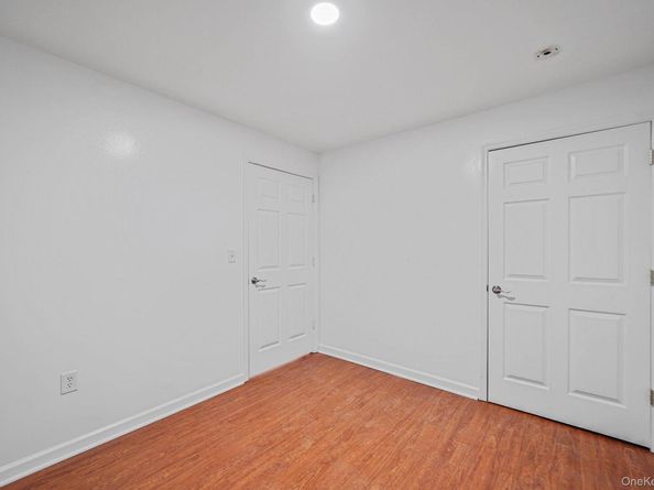 14 Clearview, Selden NY 11784