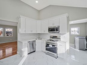 14 Clearview, Selden NY 11784