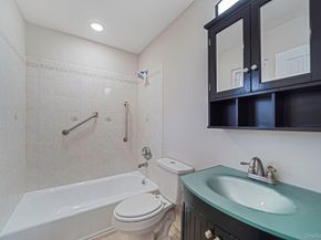 14 Clearview, Selden NY 11784