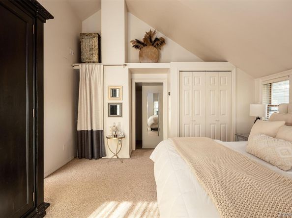 428 Montauk Highway, East Moriches NY 11940