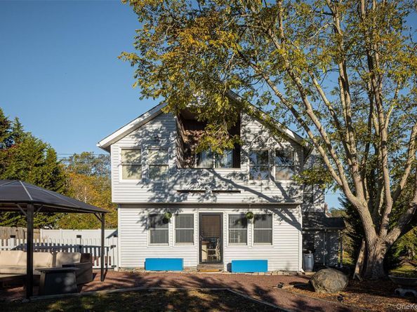 428 Montauk Highway, East Moriches NY 11940