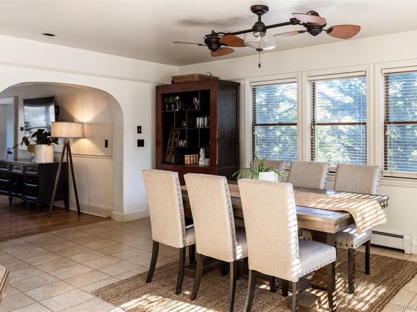 428 Montauk Highway, East Moriches NY 11940