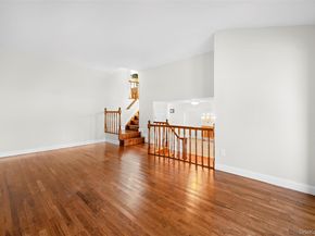 6 Penelope Lane, Huntington NY 11743