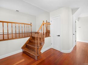 6 Penelope Lane, Huntington NY 11743